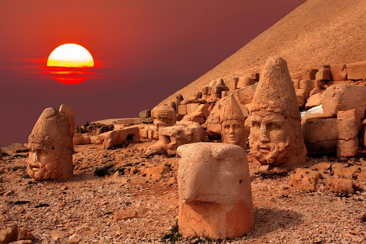 Nemrut Dağı