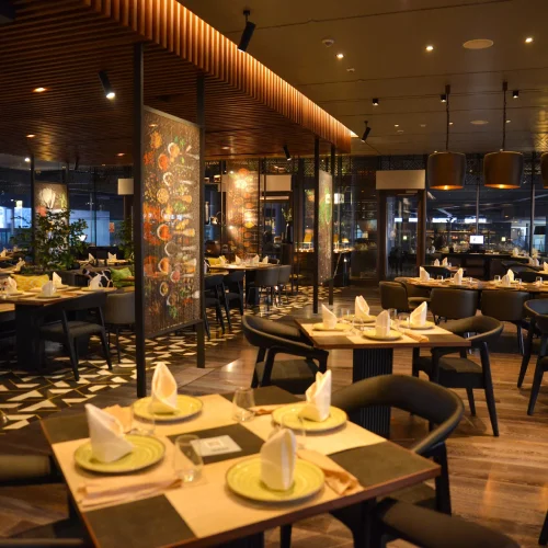 ayan-meyan-restaurant-10-the museum hotel