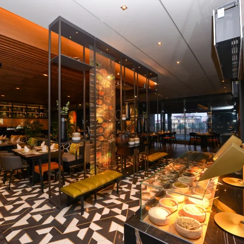 ayan-meyan-restaurant-16-the museum hotel